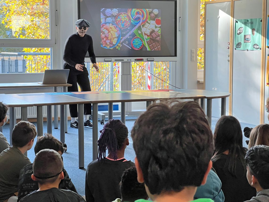 Halloween-Etagentreffen am Campus Hannah Höch